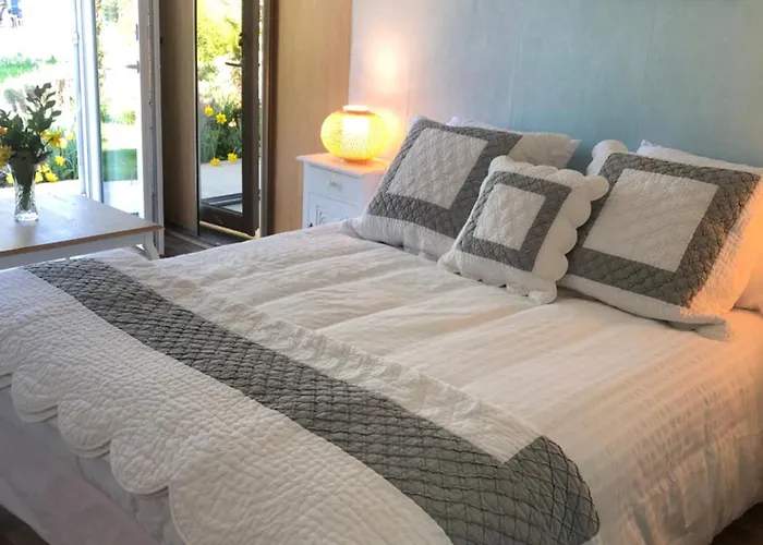 Guest house Les Grands Pins Bois-Jerome-Saint-Ouen